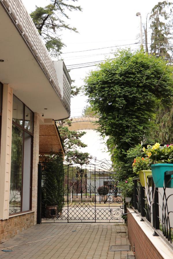 Hotel Smile Kobuleti Exterior photo