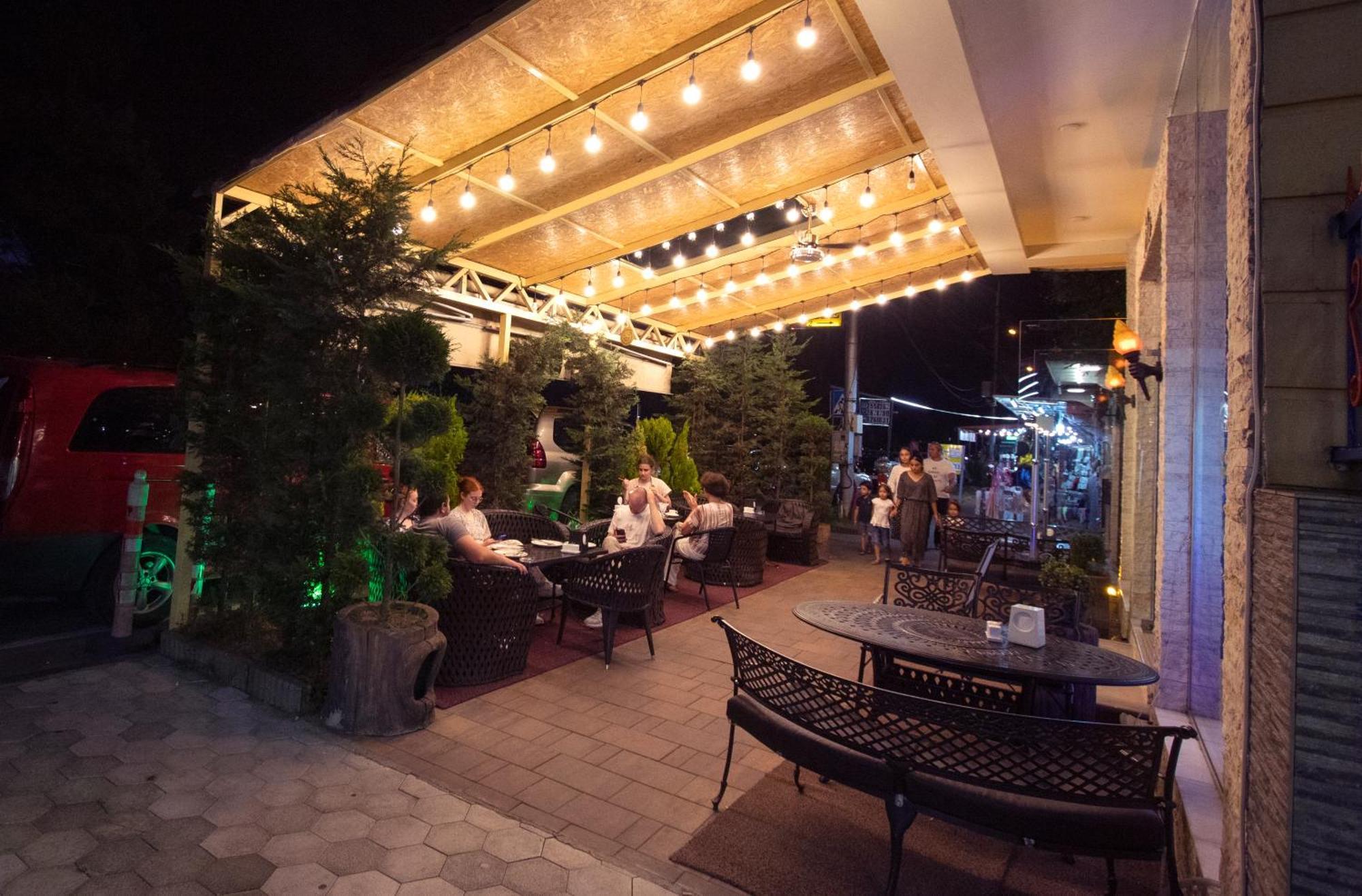 Hotel Smile Kobuleti Exterior photo